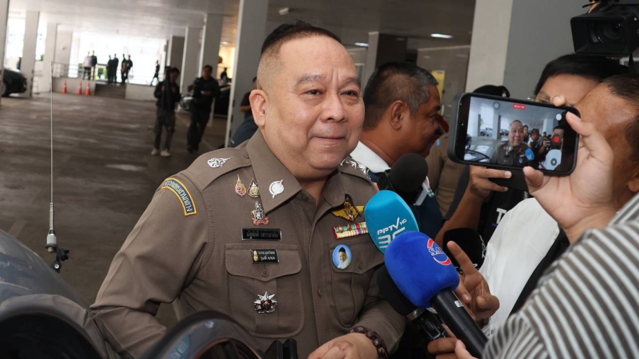 11 Individuals from Bang Bua Thong Residence and Project Supervisor to Be Summoned on Local Exam Fraud Charges