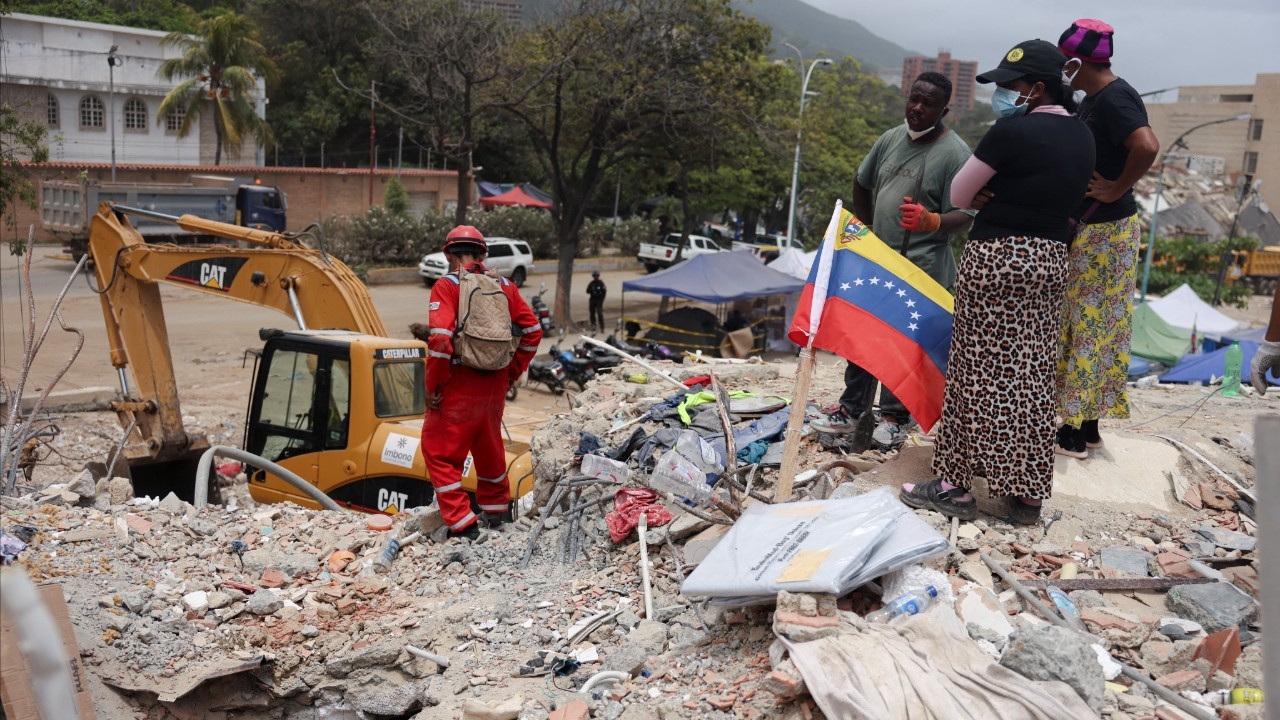 Death Toll Surpasses 5,000 in Venezuela Earthquakes IMF Approves Emergency Aid