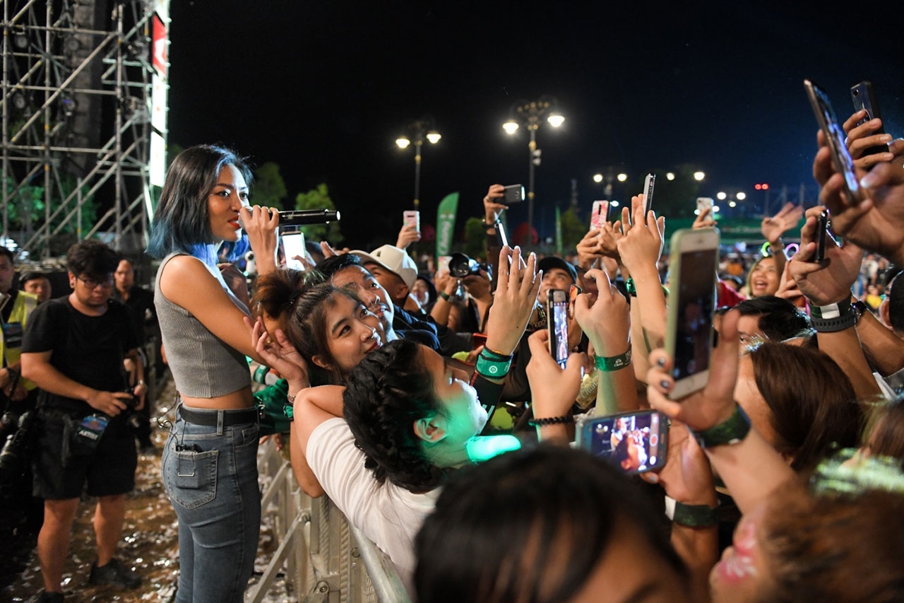 วง KLEAR จัดเพลงซึ้งมาเรียกเสียงกรี๊ดจากแฟนๆ